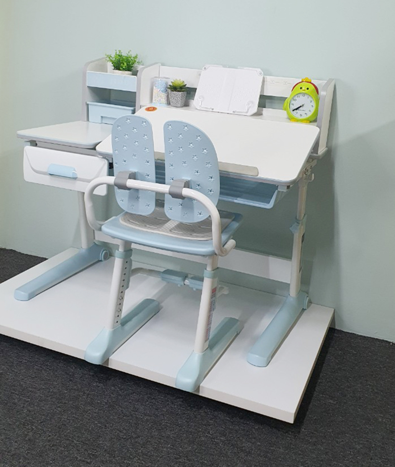 Bộ Bàn Ghế Chống Gù Trẻ Em Dài 100cm Mã JD-5100 Và Ghế MC-159