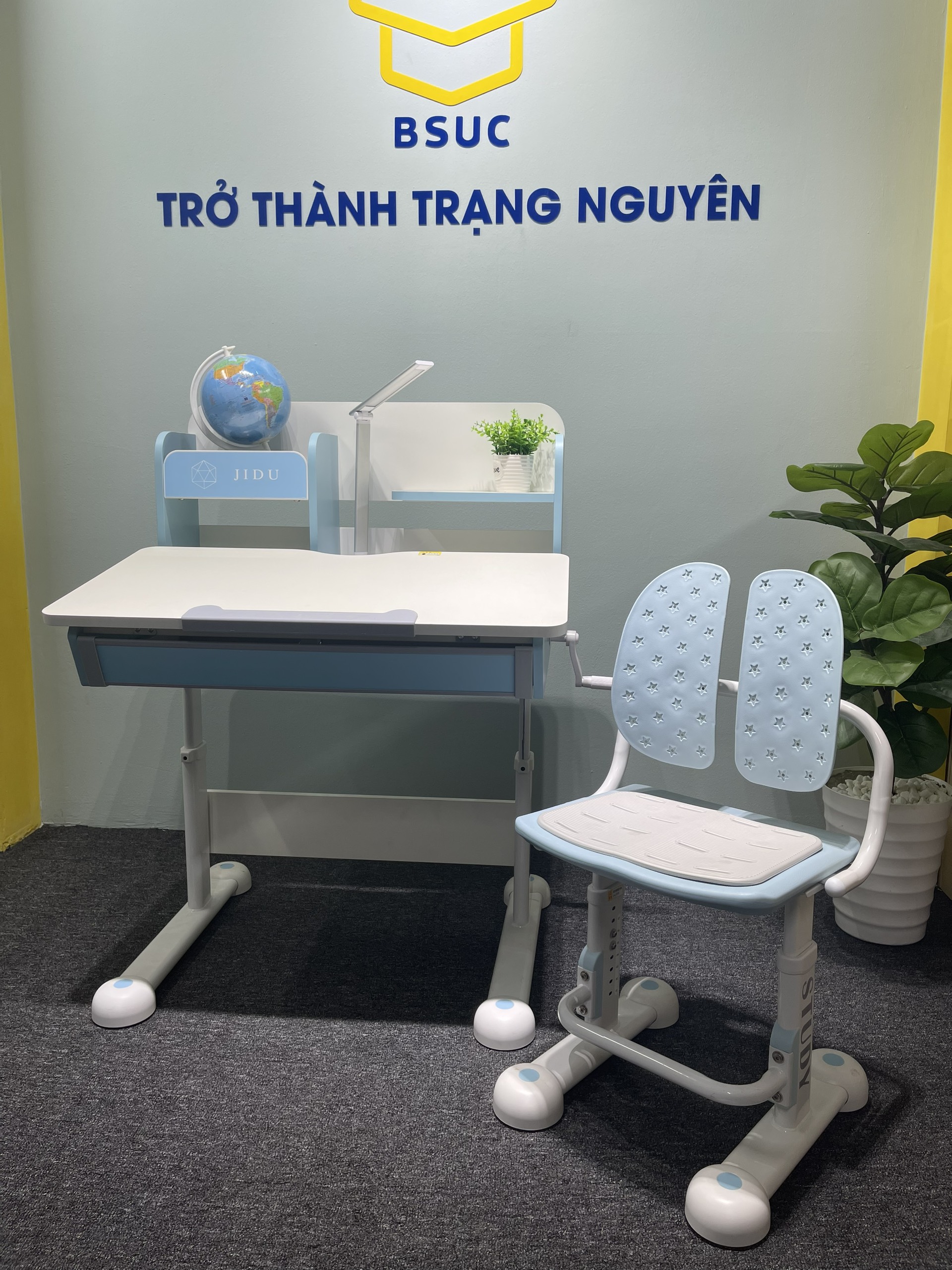 bàn ghế chống gù chống cận học sinh M1080