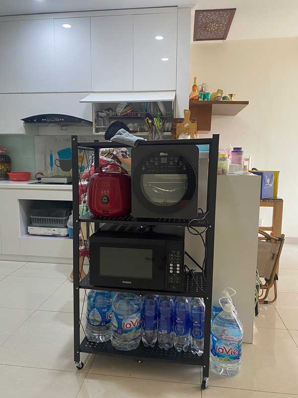 Kệ để lò vi sóng 4 tầng chất liệu thép sơn tĩnh điện